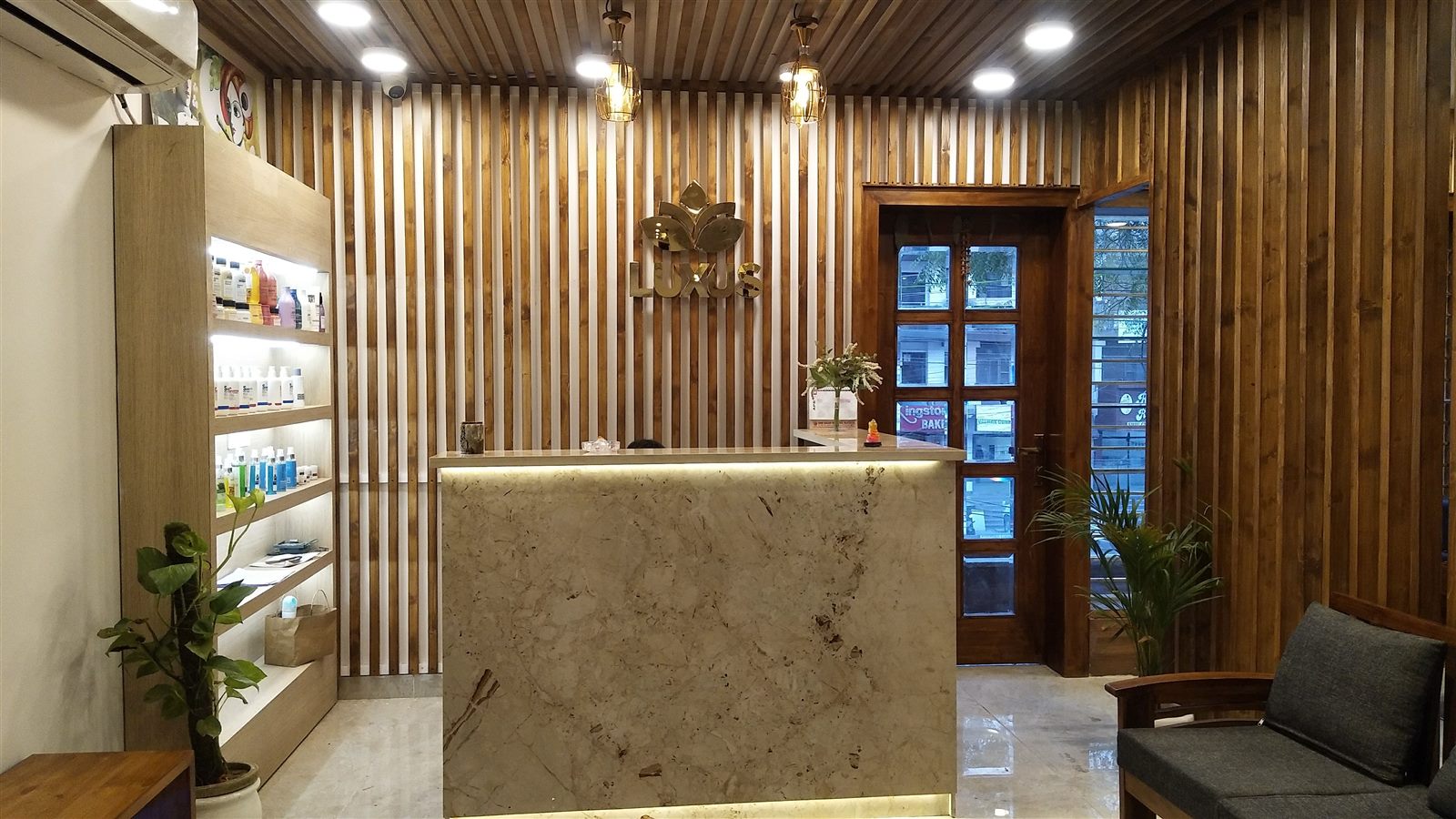 The reception at Luxus Salon, Green Field Faridabad